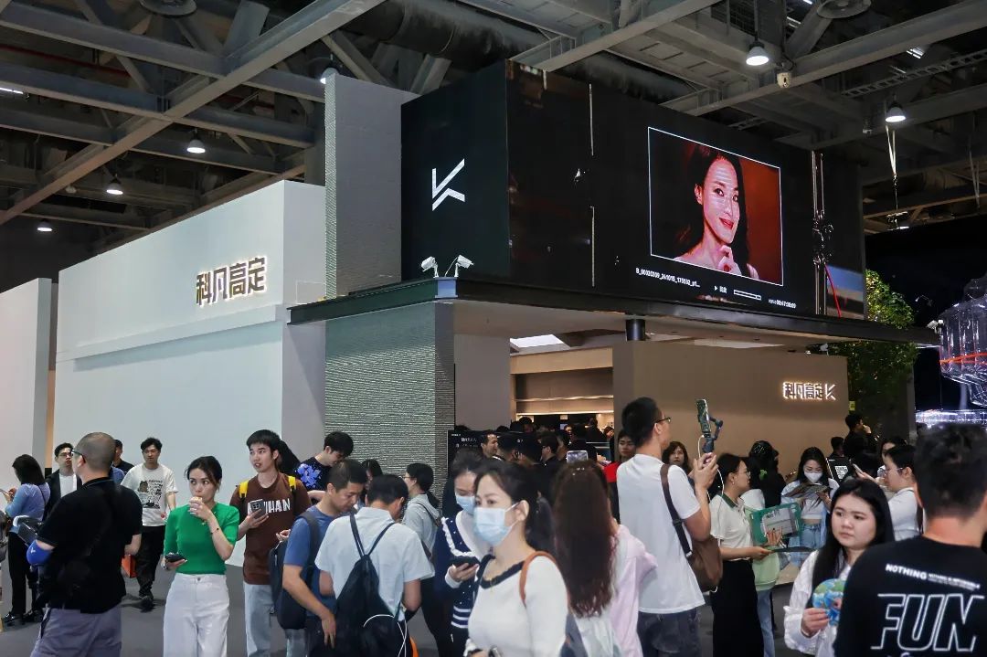 官宣！2026廣州輕高定展【展覽地點(diǎn)：廣州·保利世貿(mào)博覽館】