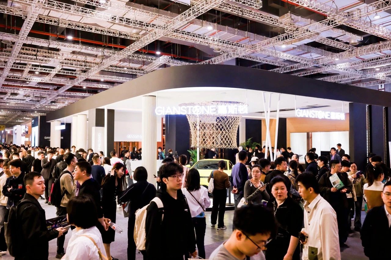 官宣！2026中国建博会（上海）将携行业大牌们共同打响2026开年之战，上演新春盛会。